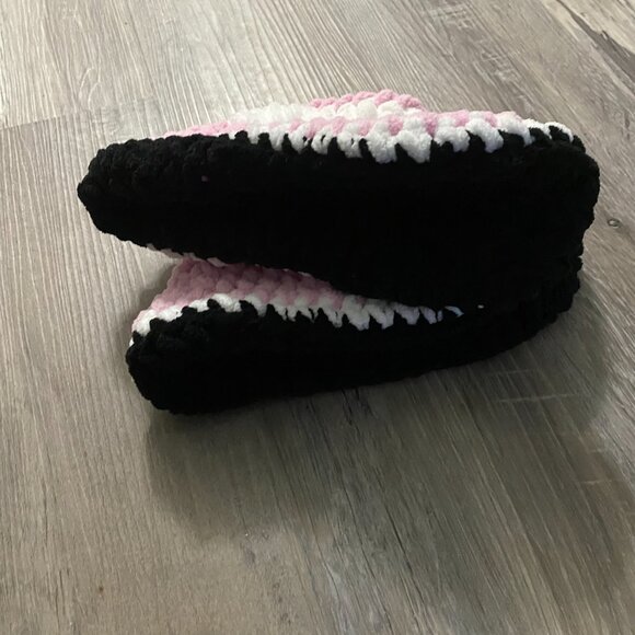 New Super Cozy soft slippers -Super light Pink/Peach- size 7/8 - nonslip bottoms - Picture 6 of 6